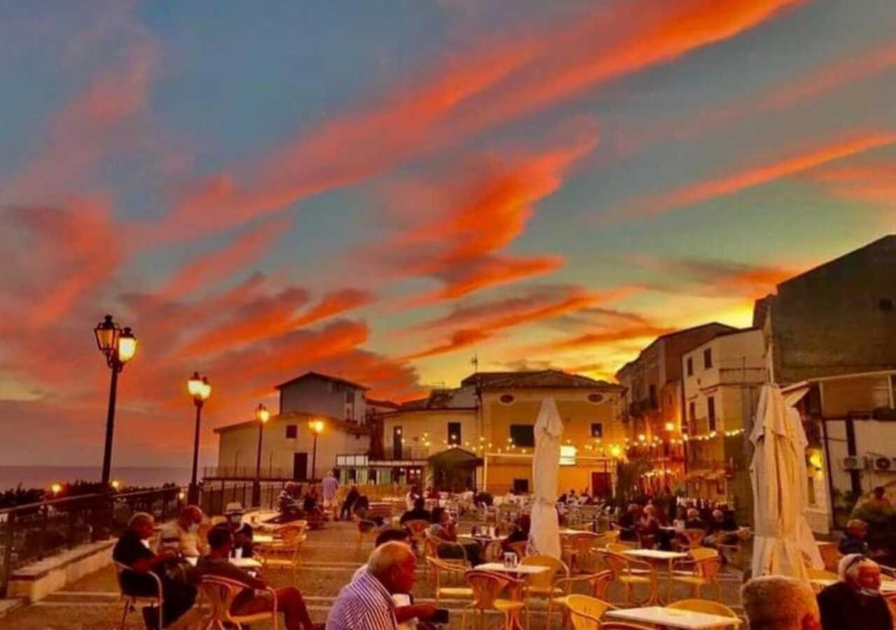 Uno Spettacolo Della Natura San Lucido Exteriér fotografie