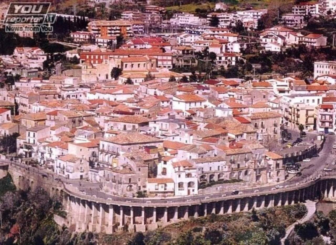 Uno Spettacolo Della Natura San Lucido Exteriér fotografie